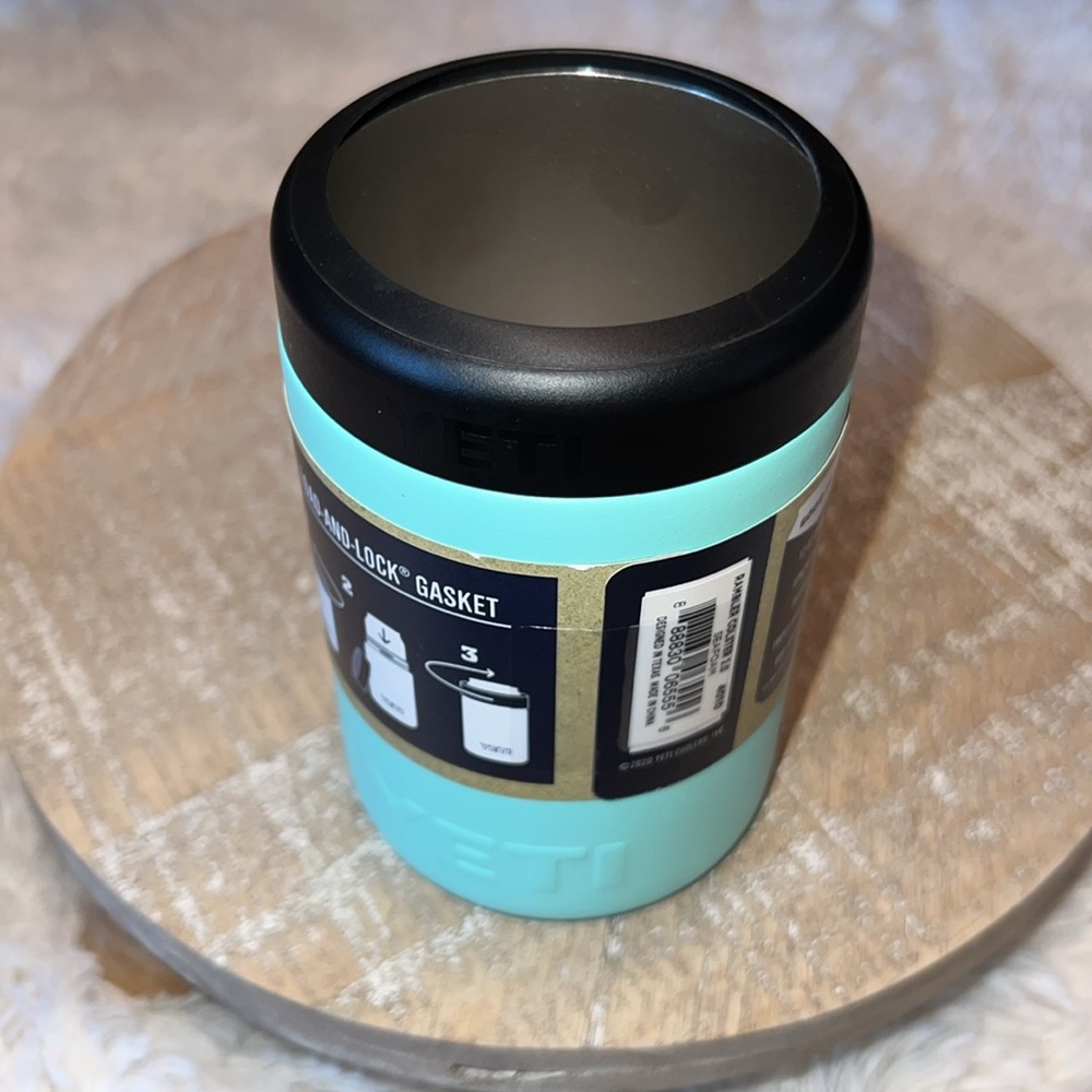 YETI COLSTER CAN INSULATOR - Picture 2 of 4